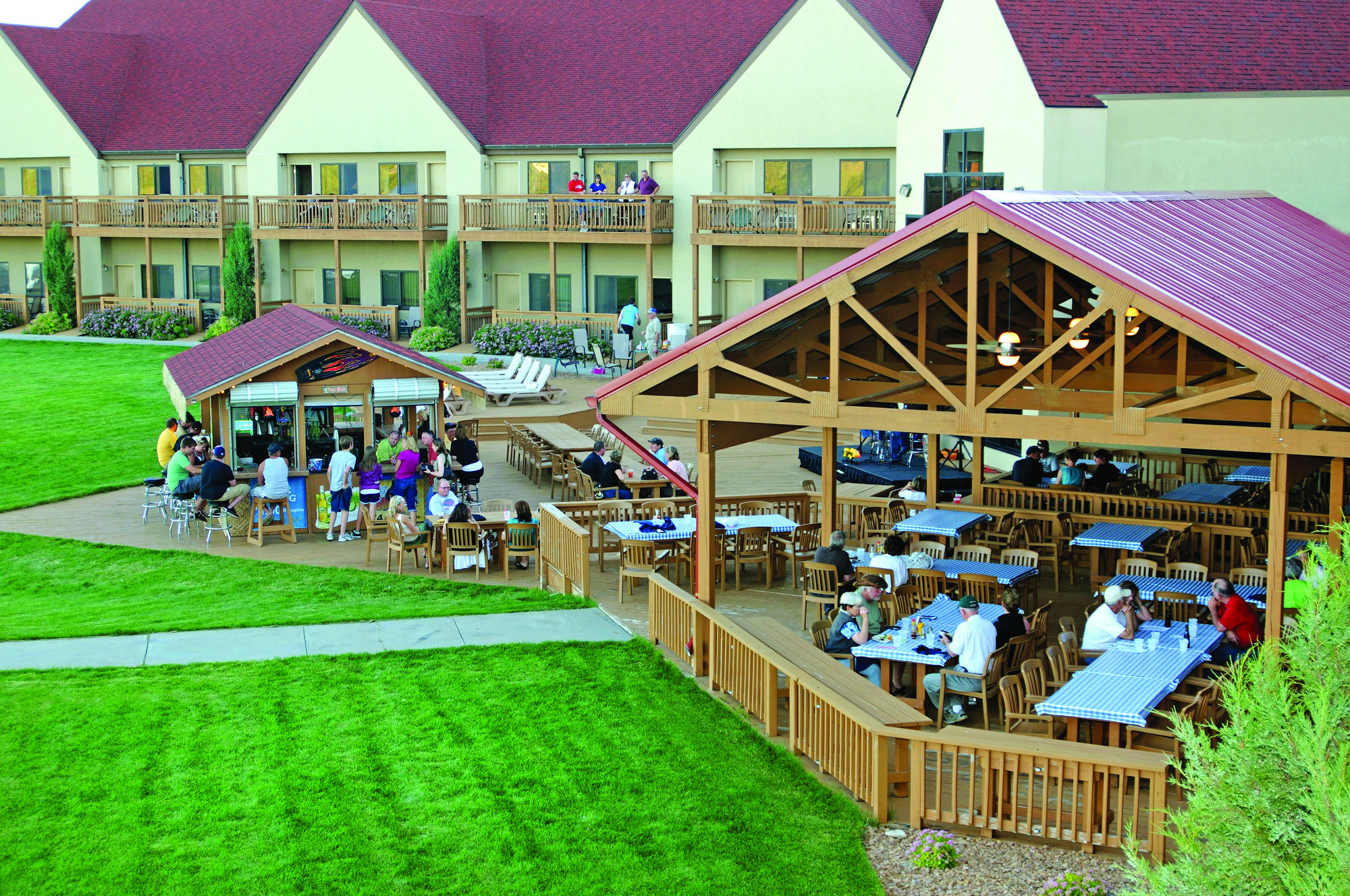 Фото Arrowwood Resort at Cedar Shore