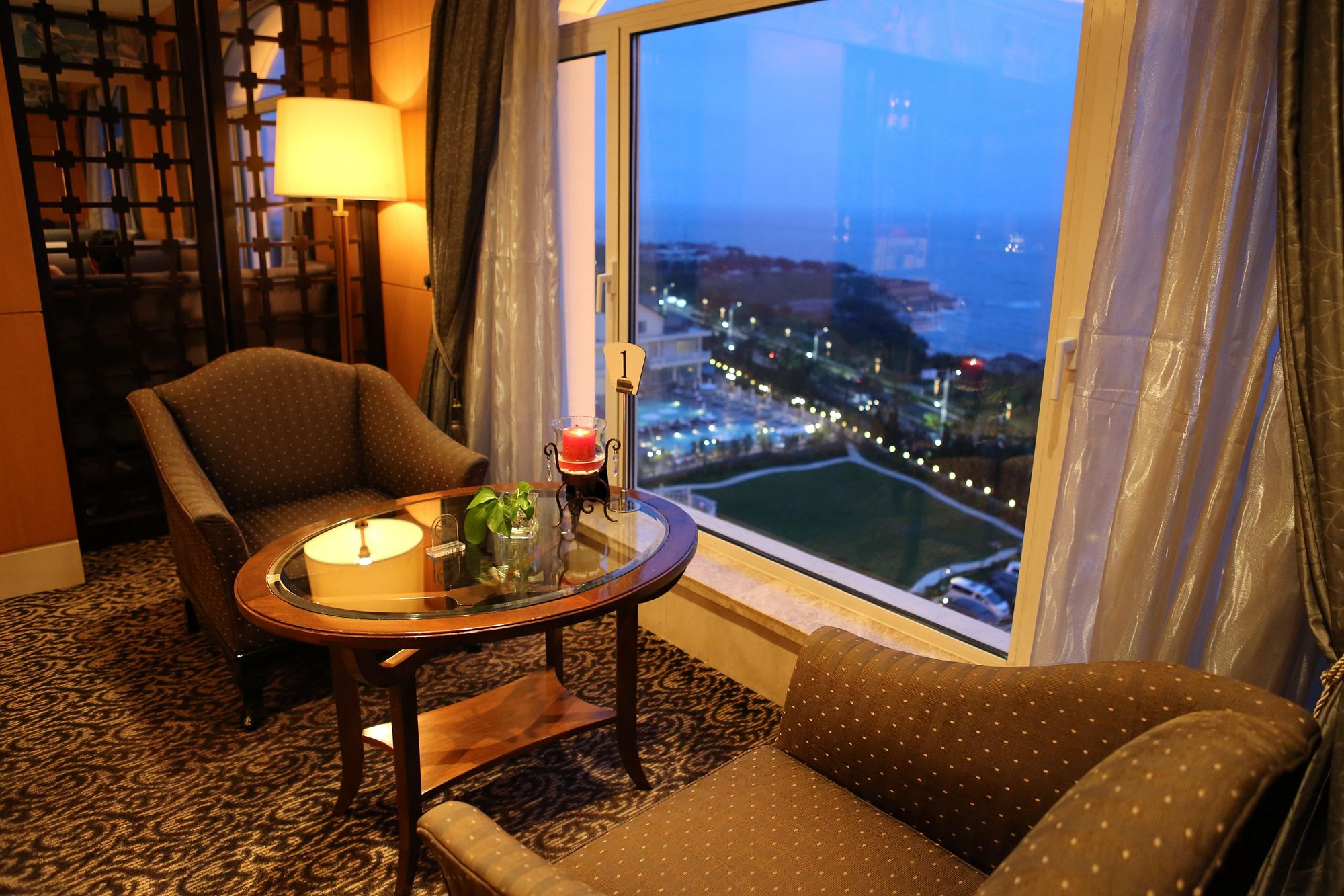 Фото Qingdao Seaview Garden Hotel