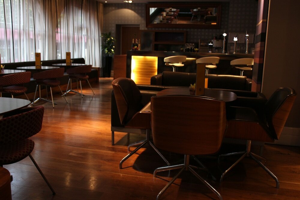 Фото Leopold Hotel