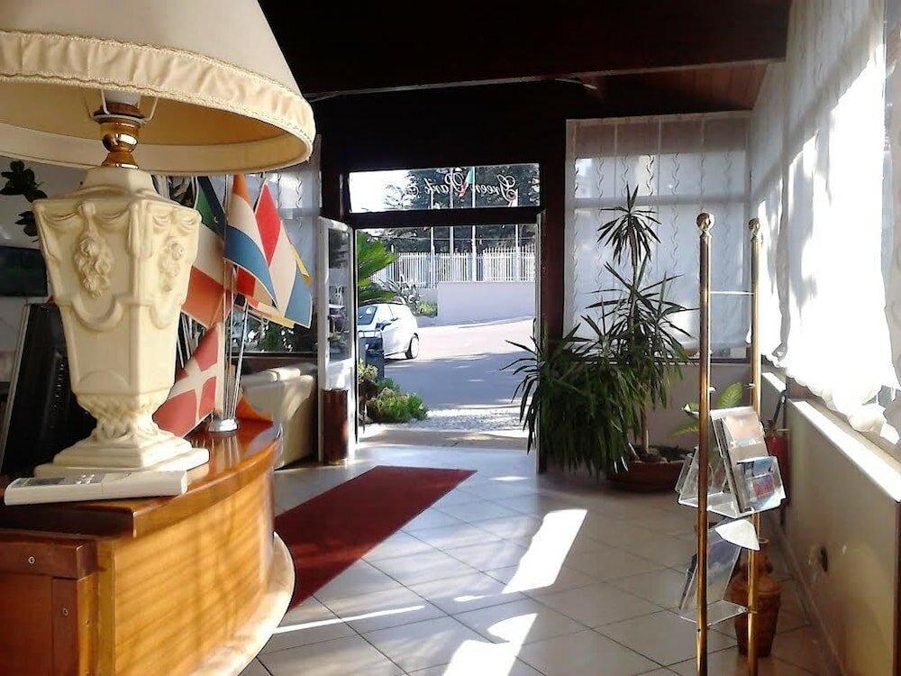 Фото Green Park Hotel