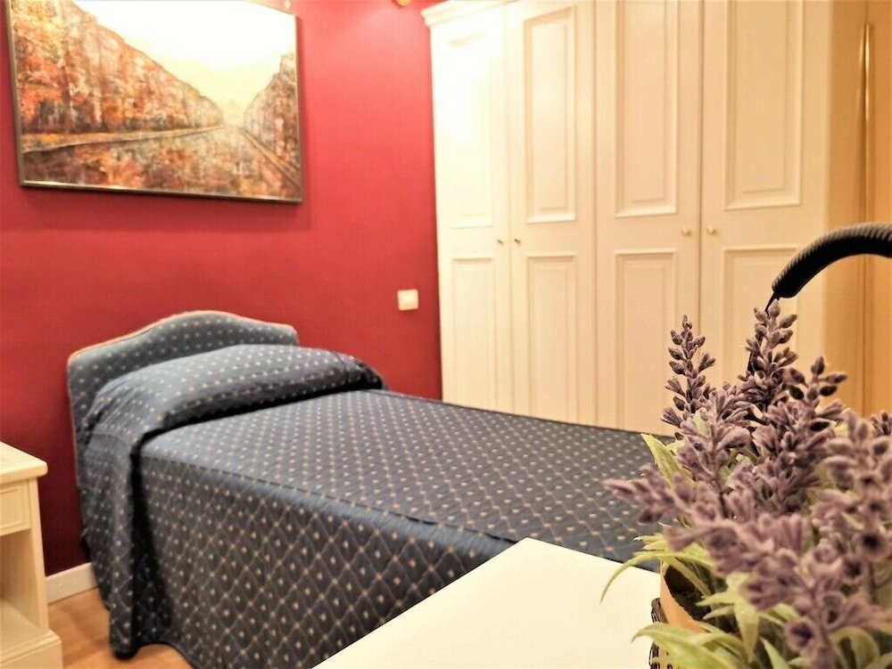 Фото Flann O'Brien Rooms