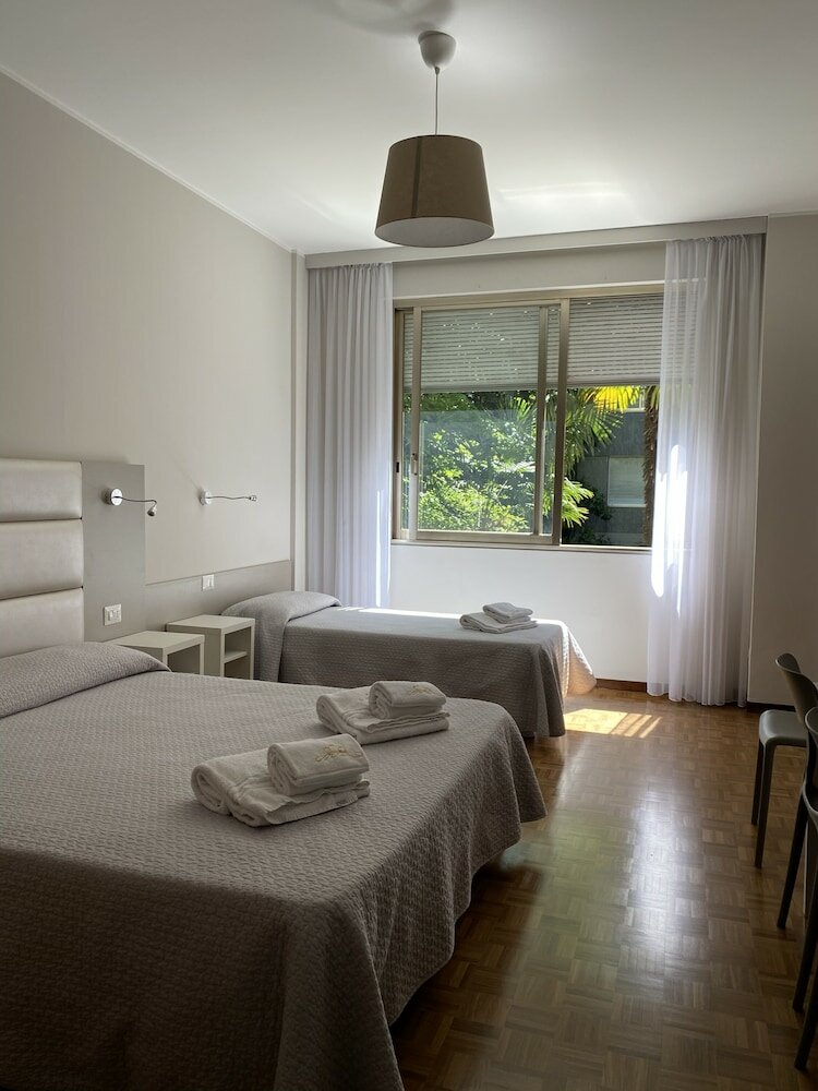 Фото Hotel Due Giardini