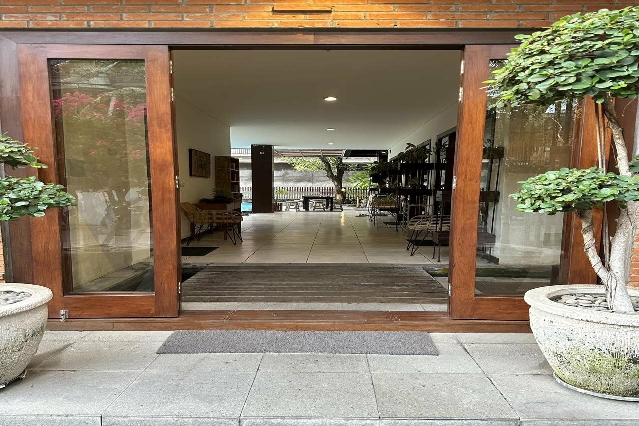 Фото The Paving Villa