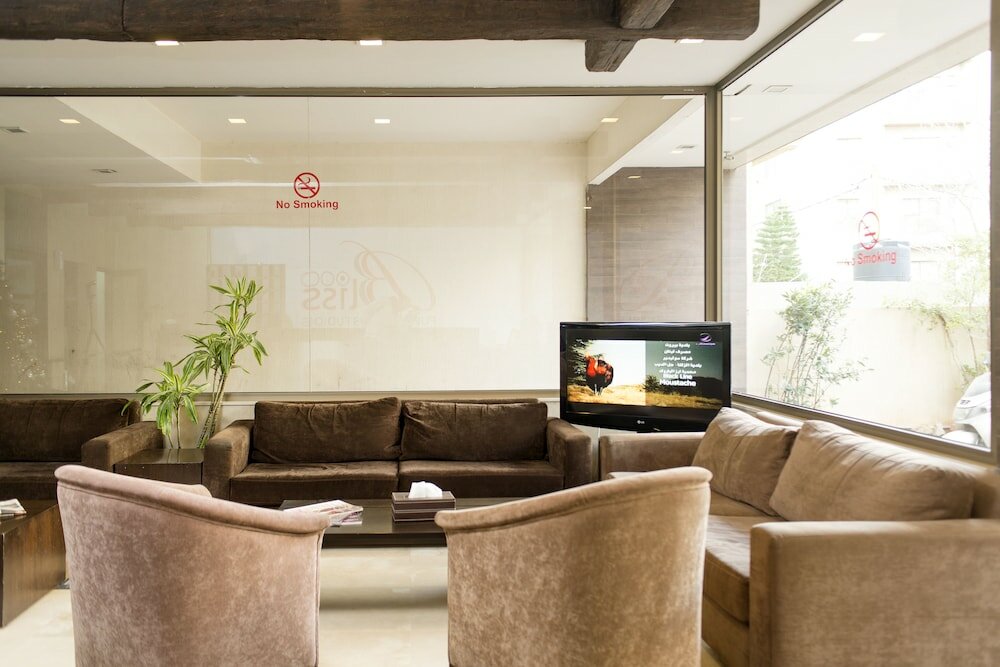 Фото Bliss 3000 Furnished Studios