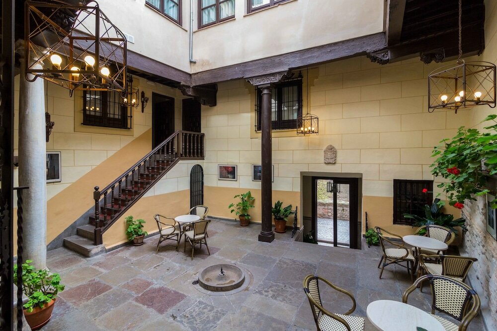 Фото Palacio Mariana Pineda Hotel