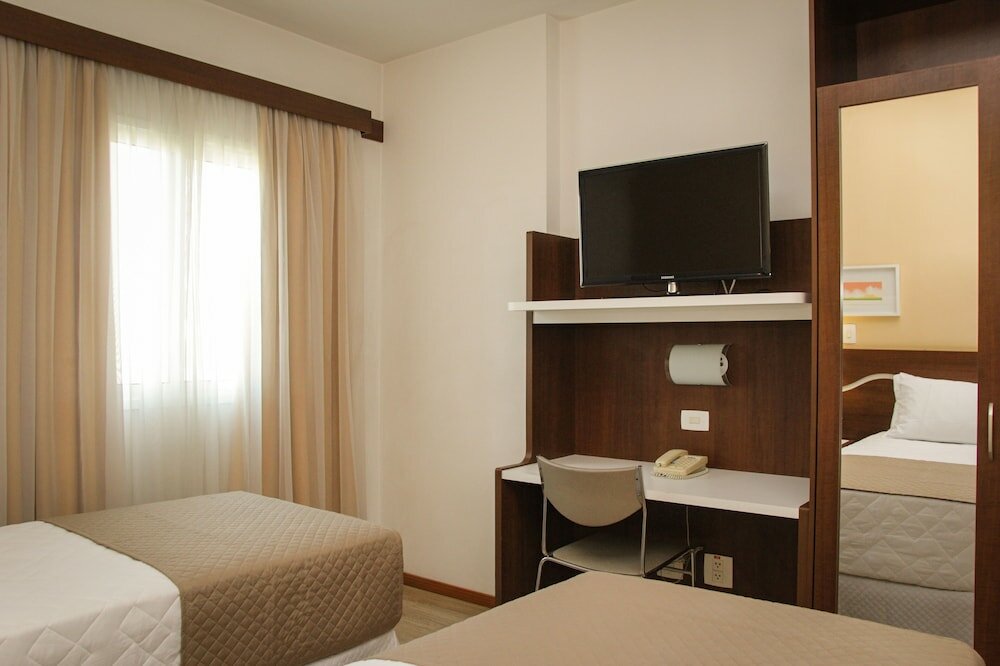 Фото Bristol Centro Cívico Multy Hotel