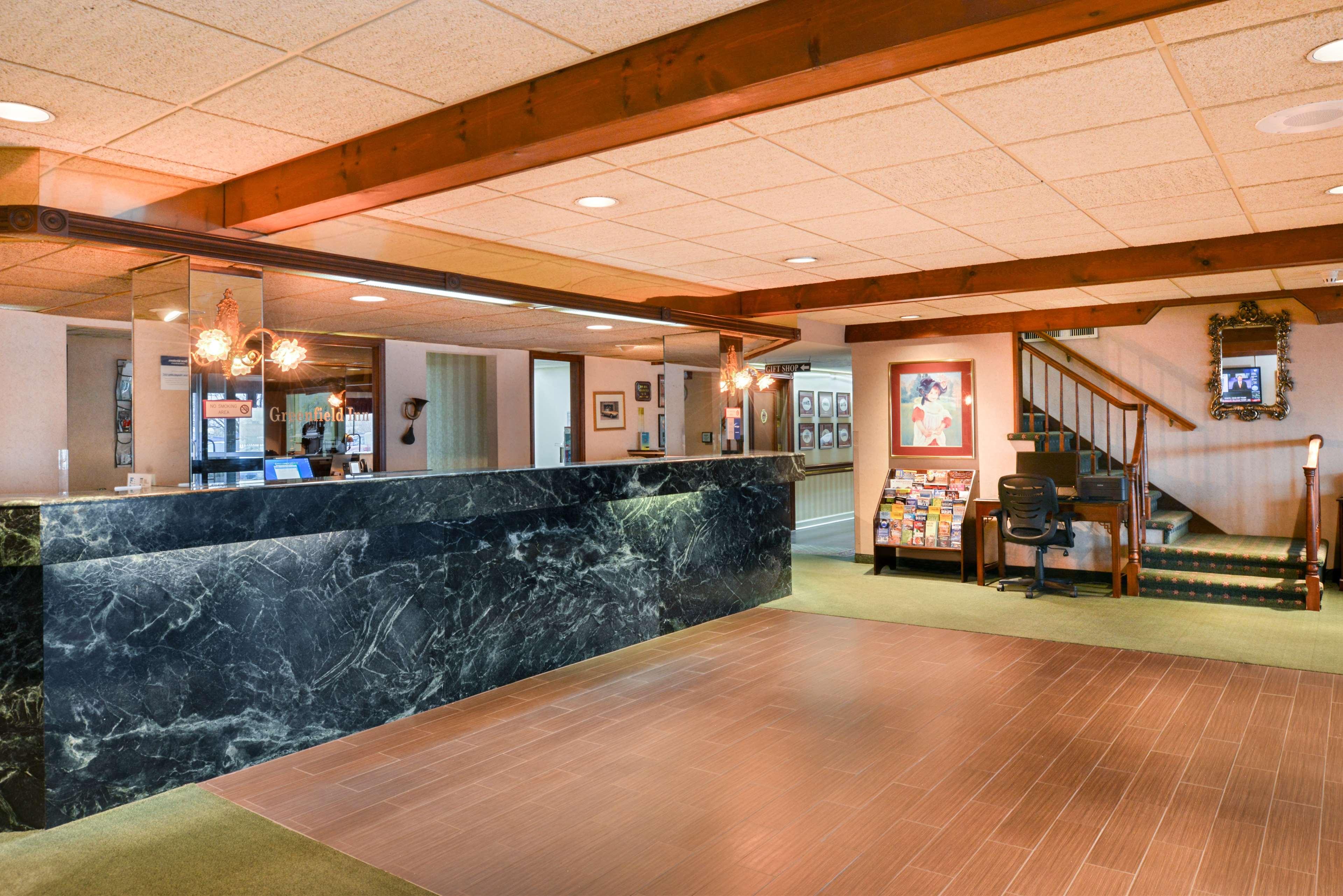 Фото Best Western Greenfield Inn