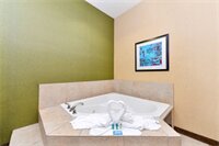 Фото Holiday Inn Express Sacramento Airport Woodland, an Ihg Hotel