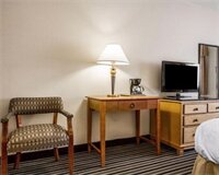 Фото Econo Lodge Freeport - Brunswick Area