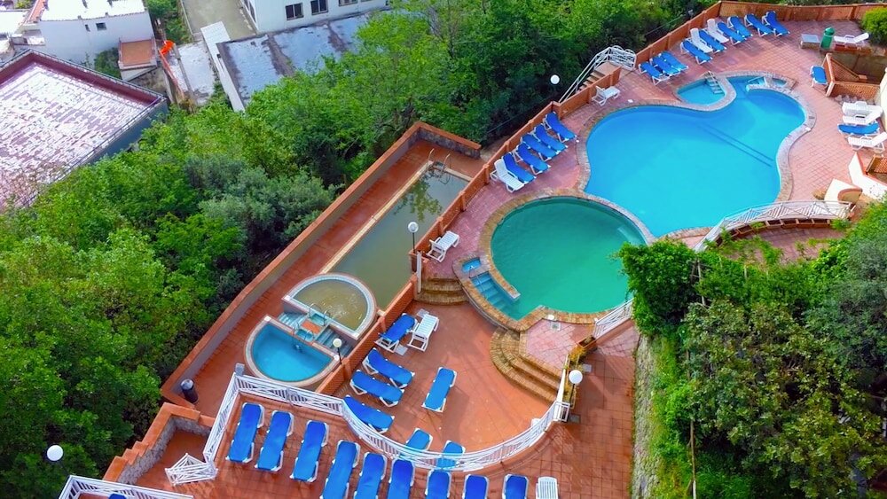 Фото Suisse Thermal Village