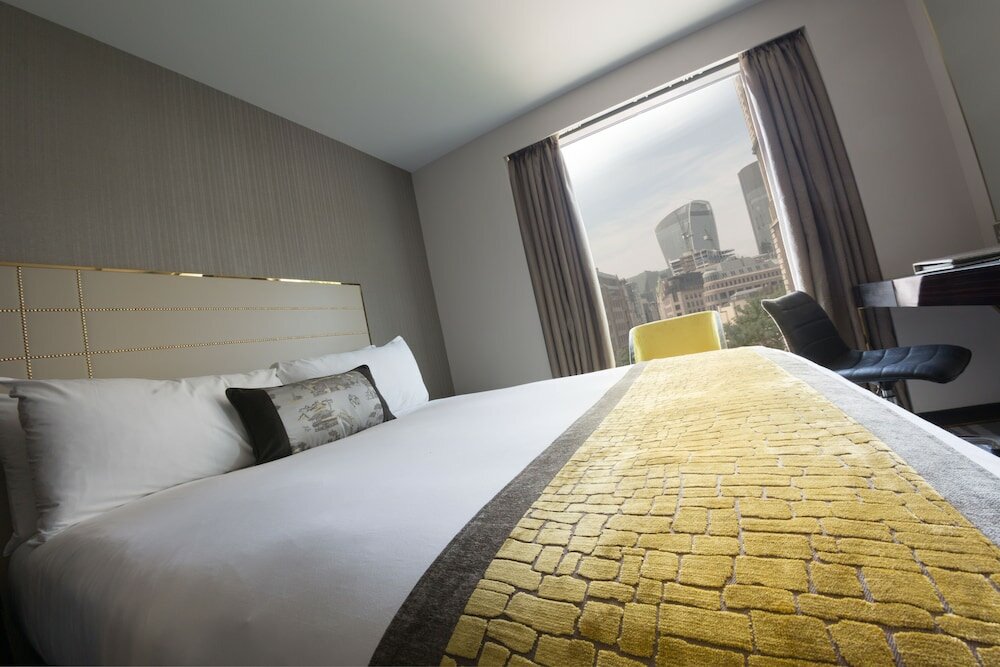 Фото Hotel Saint