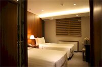 Фото Oriens Hotel & Residences