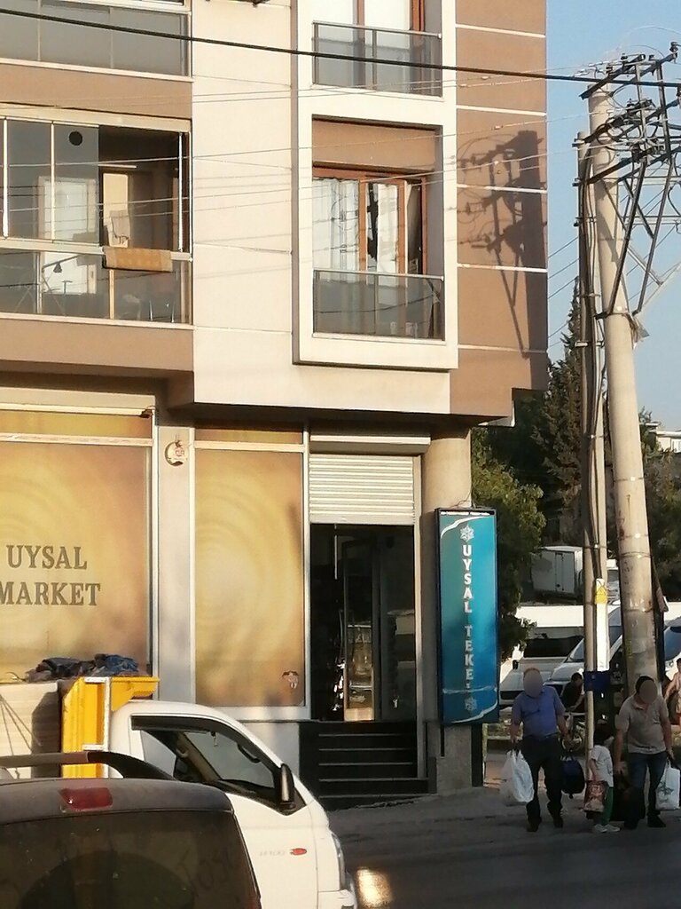 Alcoholic beverages Uysal Liquor Market, Izmir, photo