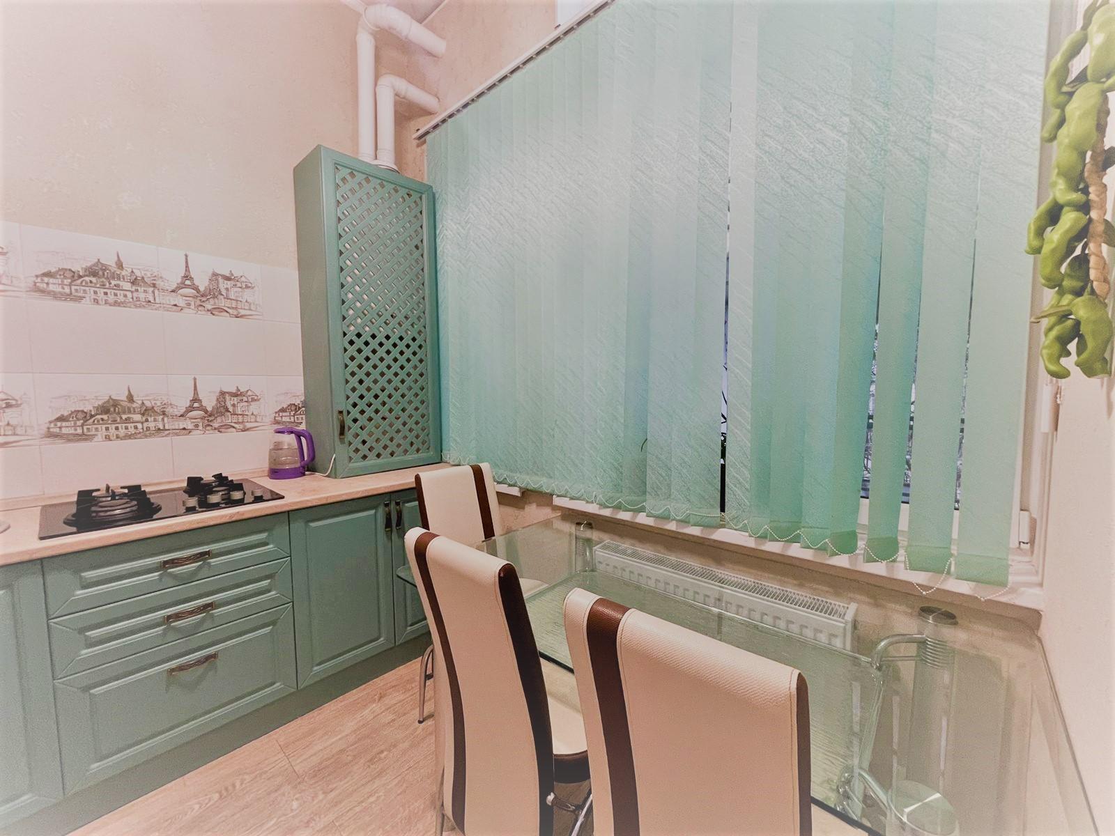 Фото Роза Кавказа