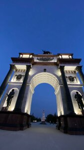 Triumphal Arch (Kursk, Severny zhiloy rayon) ، معلم جذب سياحي