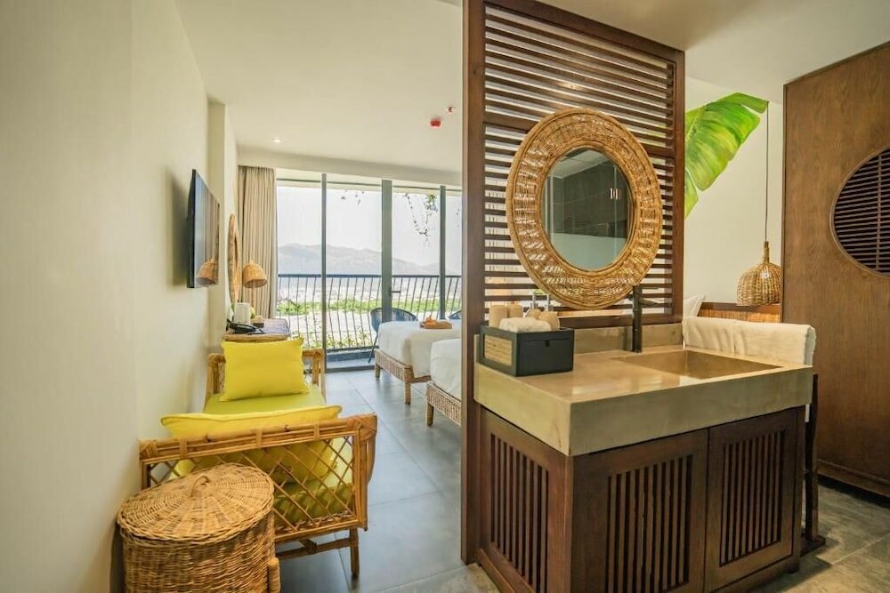 Фото The Signature Hotel Nha Trang