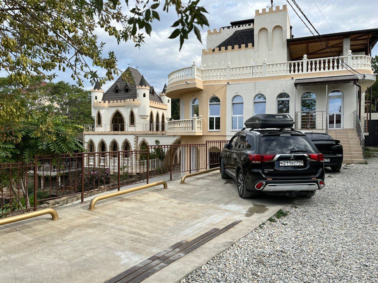 Фото Персиковый замок