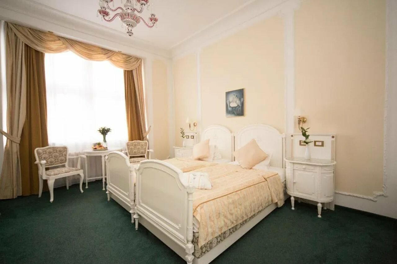 Фото Ambassador Zlatá husa