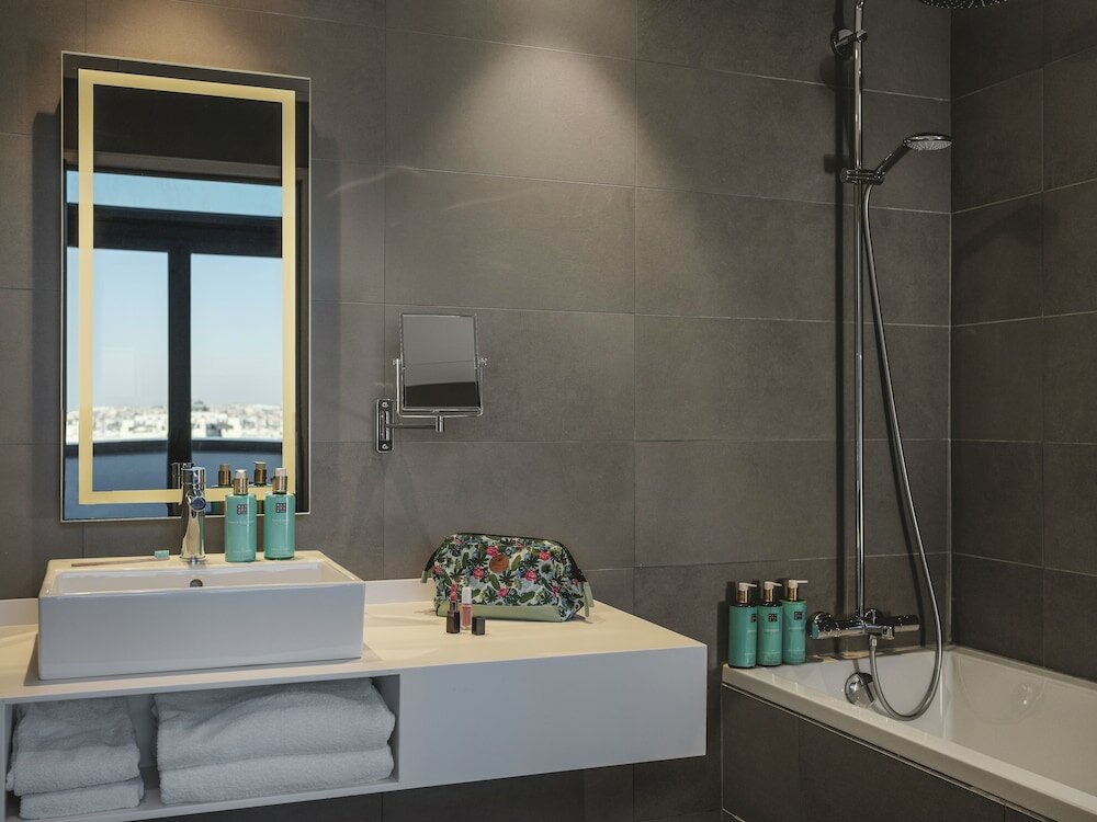 Фото Novotel Paris Vaugirard Montparnasse