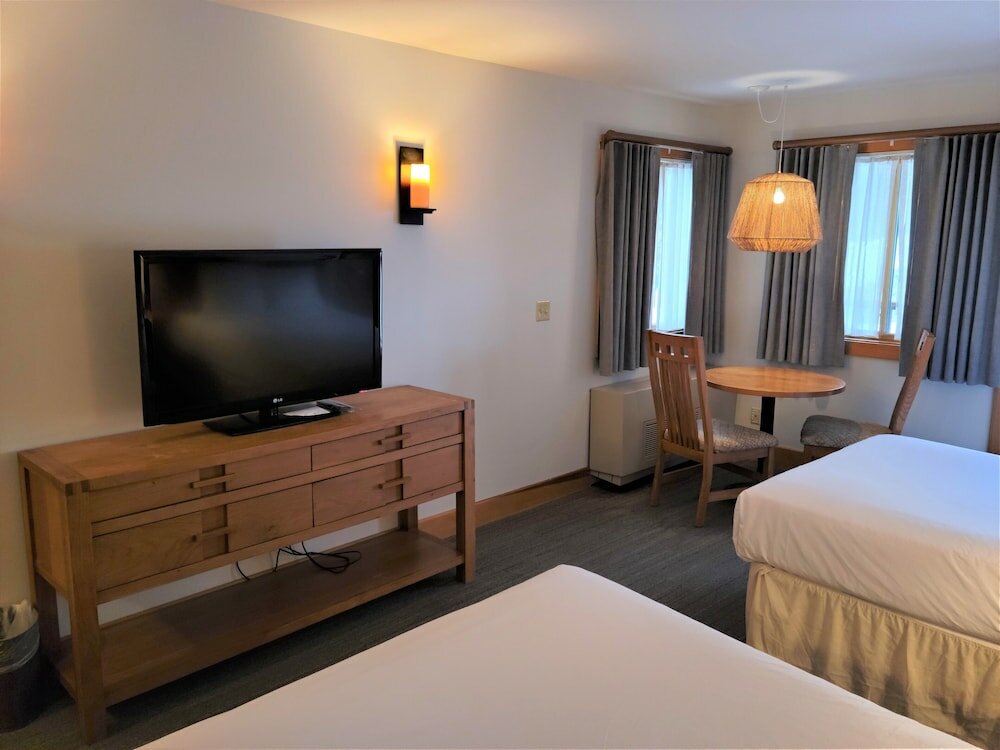 Фото Minnewaska Lodge