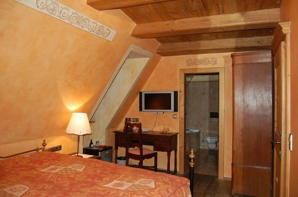 Фото Historik Hotel Gotisches Haus