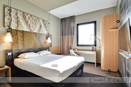 Внешний вид отеля Ibis Niort Est Mendes France в Ньоре, фото 2