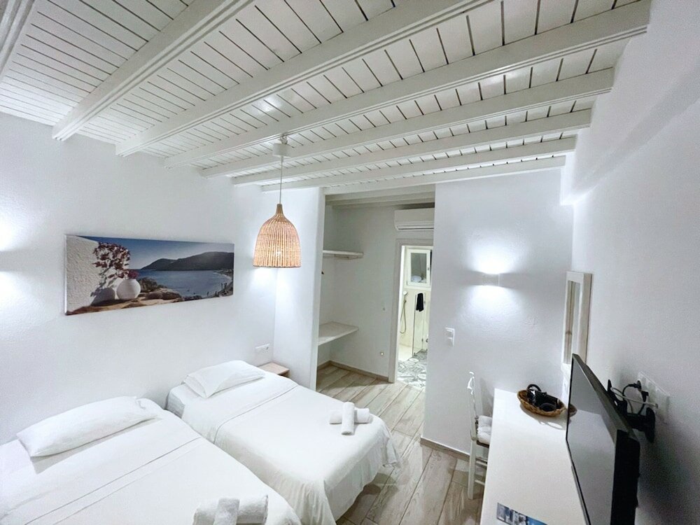 Фото Hotel Lefteris