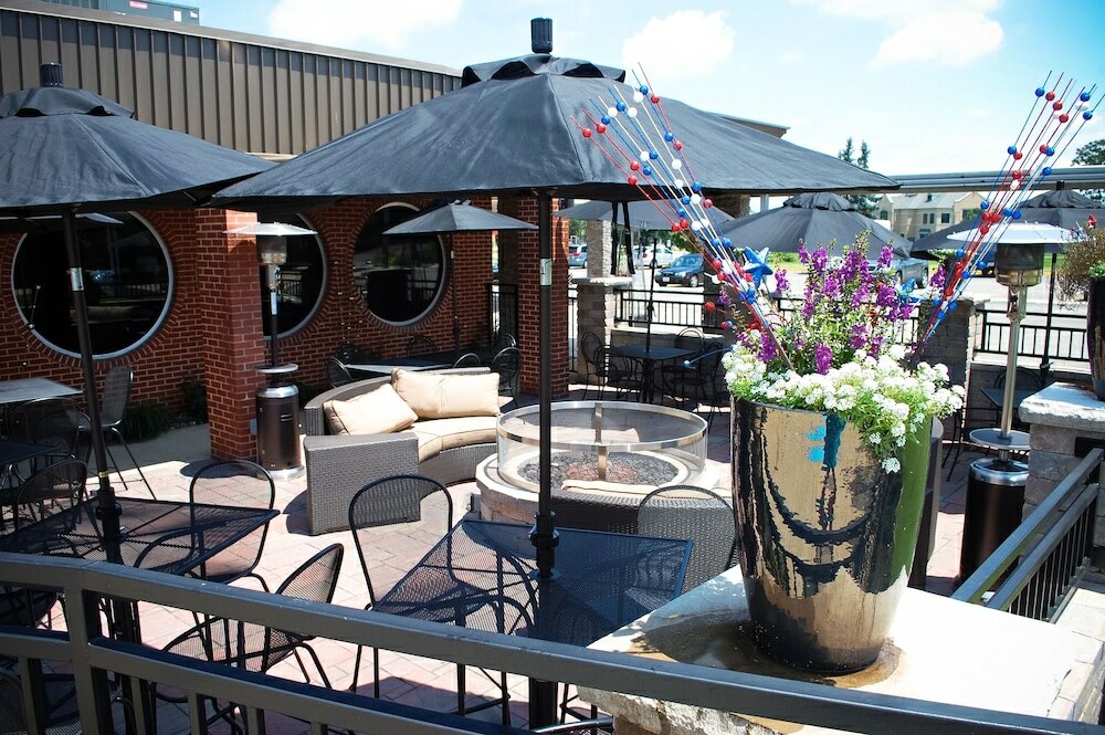 Фото Unique Suites Hotel