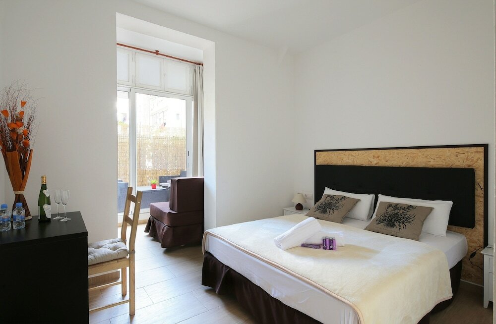 Фото Hostal Balkonis
