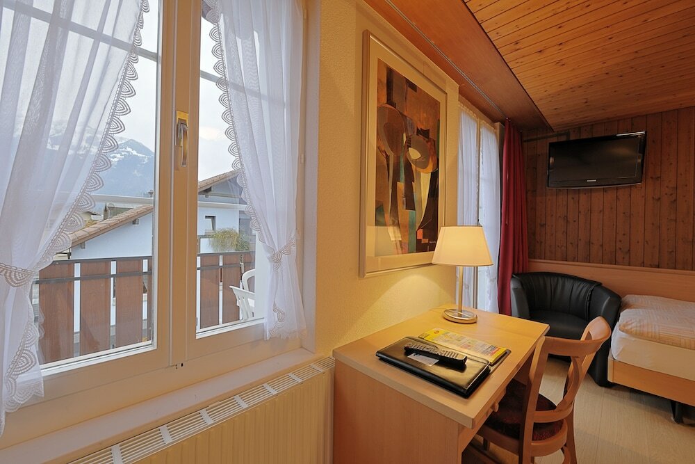 Фото Hotel Rössli