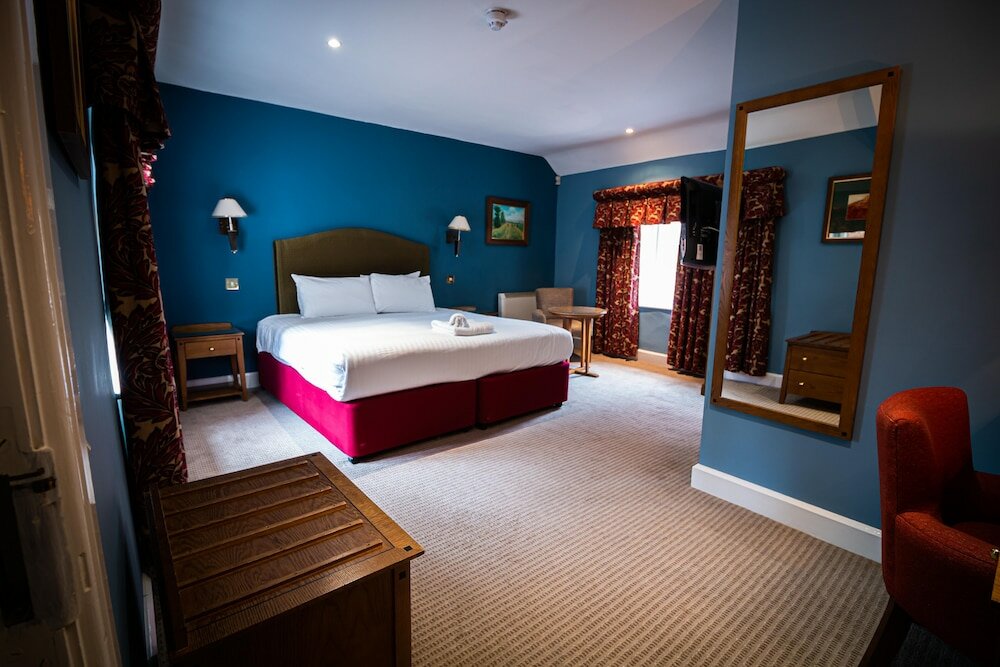 Фото Brownsover Hall Hotel