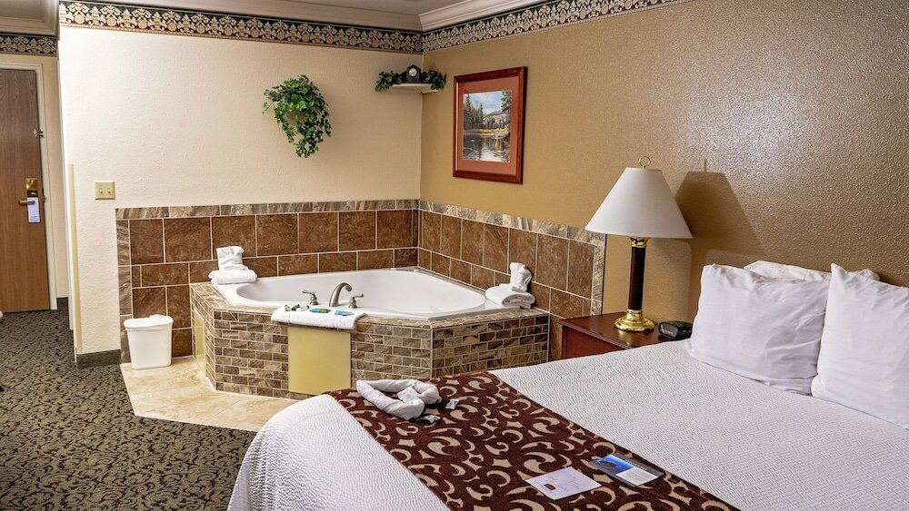 Фото FairBridge Inn Express