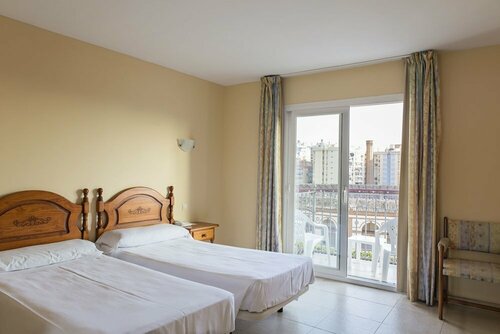 Внешний вид отеля Málaga Hotel Eliseos в Малаге (город), фото 4