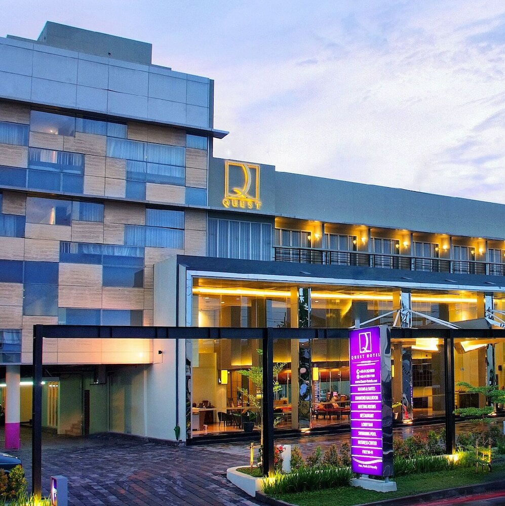 Фото Quest Hotel Simpang Lima - Semarang by Aston