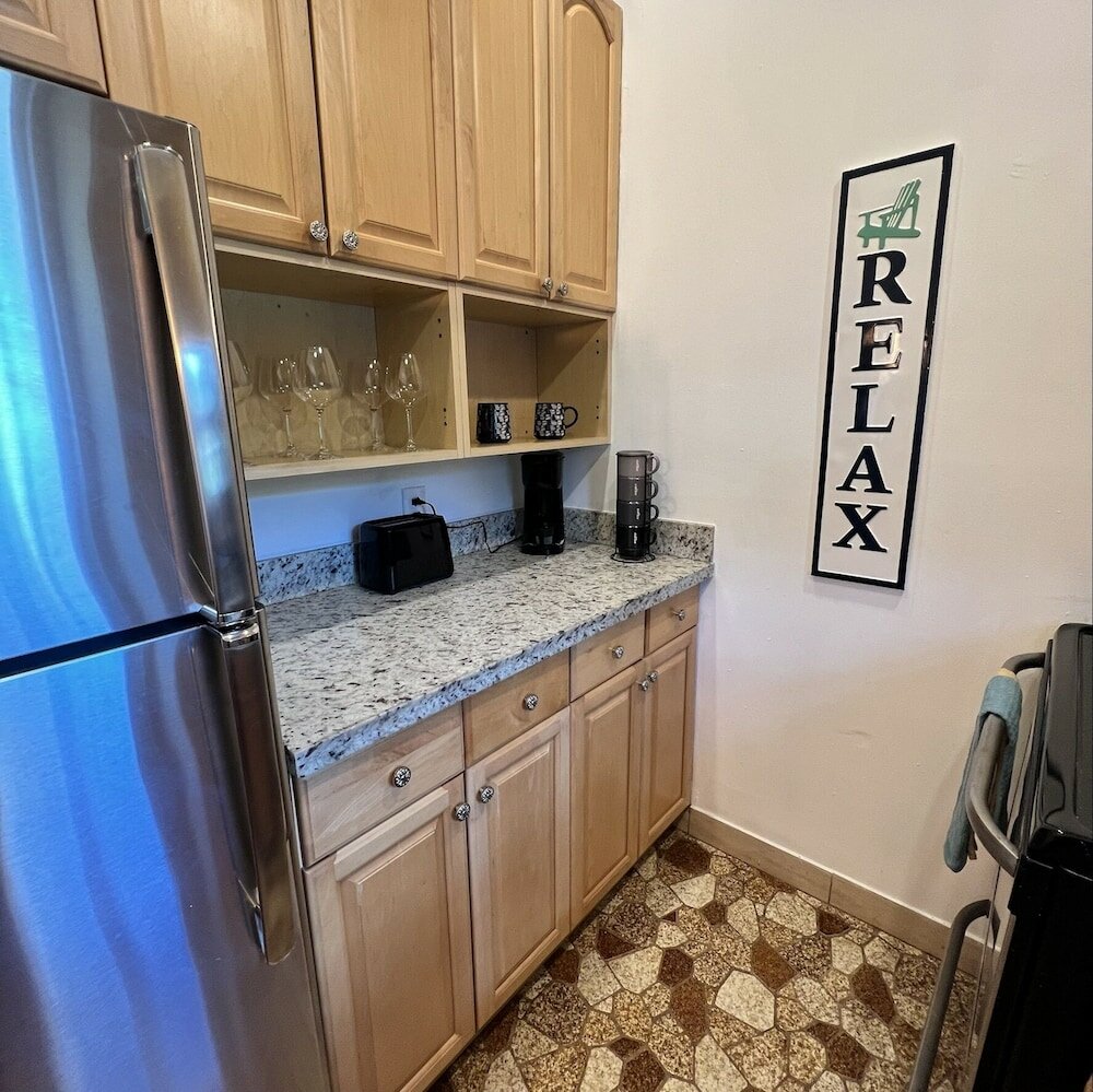 Фото Coco Bay Condos