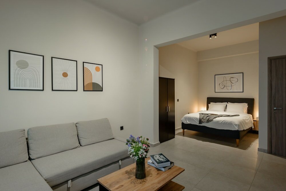 Фото Galio Suites Airport by Airstay