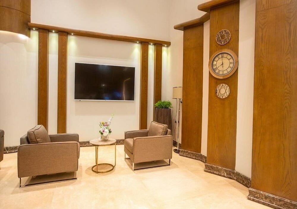 Фото Banan Hotel Suite