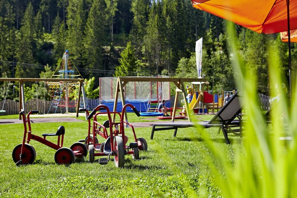 Фото Almhof Family Resort & SPA