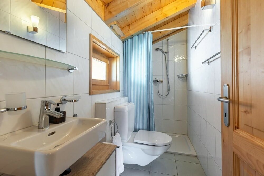 Фото Chalet Belle Roche Recently Renovated Jacuzzi