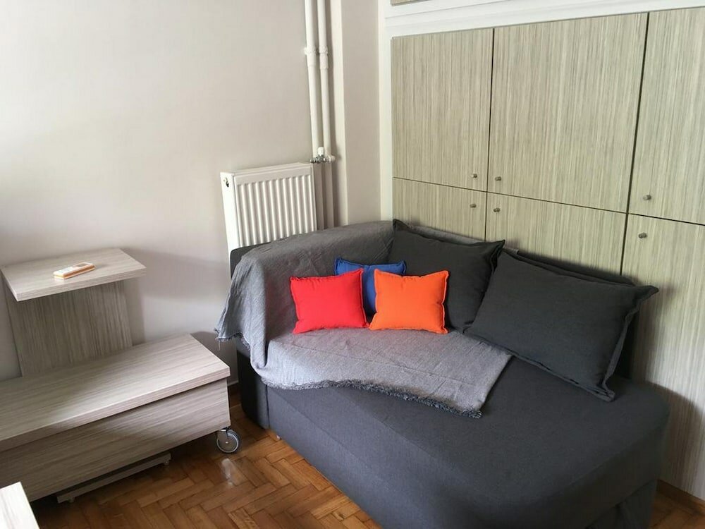 Фото Pagrati Park Front Studio