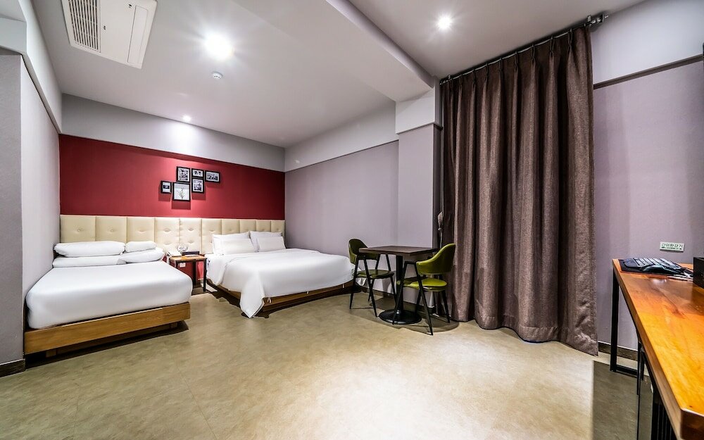 Фото Yongin Soseol Smith Hotel