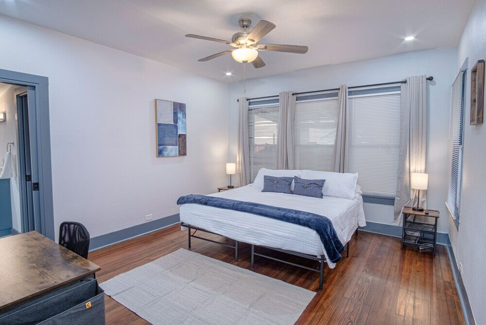 Фото Vibrant Fully Gated 2br/2ba 4 Mins From Downtown