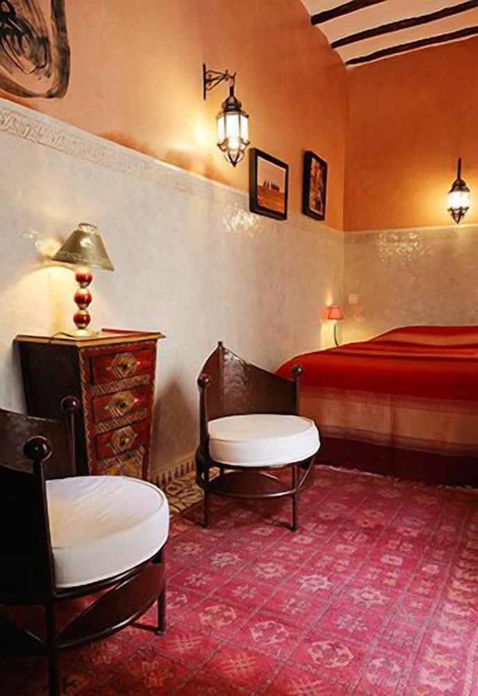 Фото Riad Assaada