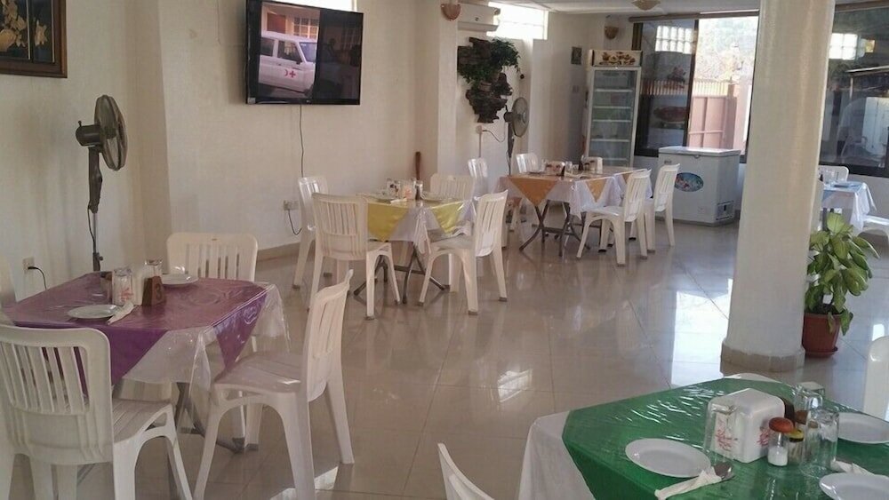 Фото Paloma Guest House & Restaurant