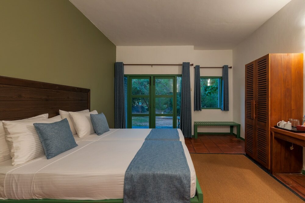 Фото Elephant Reach Yala