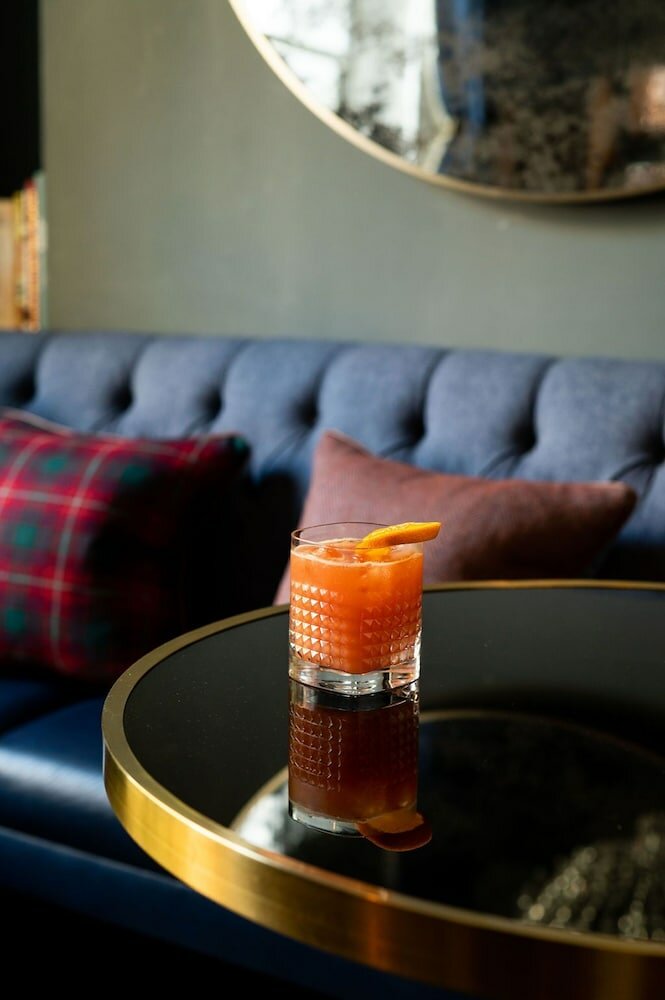 Фото Tophams Hotel