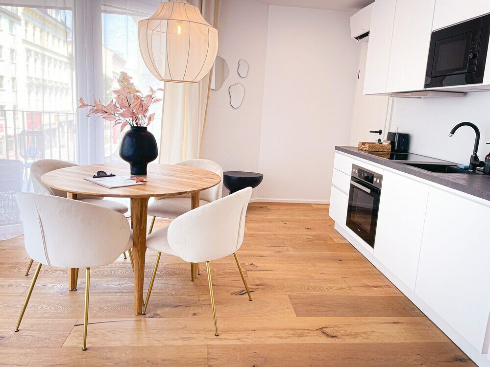 Фото Vienna Heights Premium Apartments