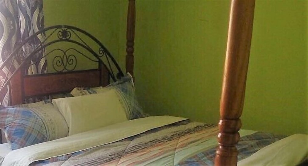 Фото Nairobi Transit Lounge