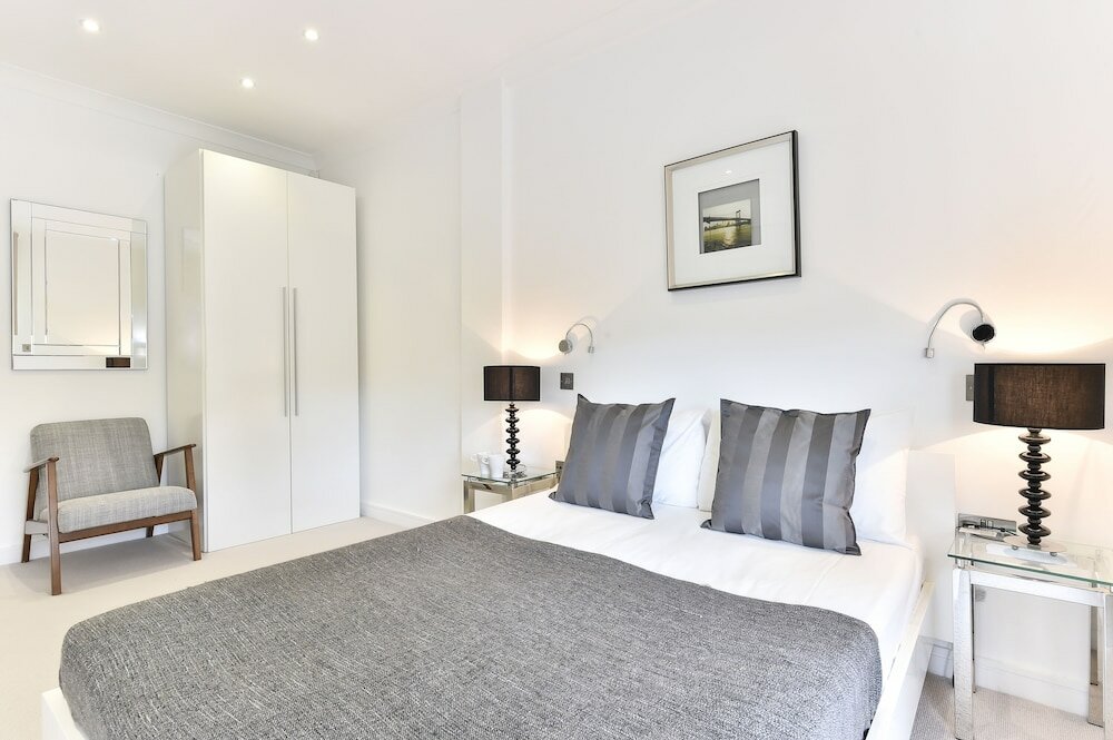 Фото Tower Bridge City Apartments