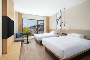 Гостиница Fairfield by Marriott Yangzhou Slender West Lake